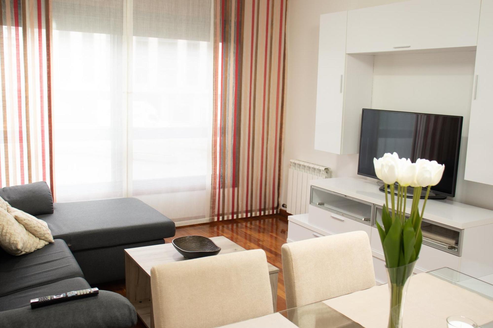 Maison Camelias En Pontevedra Centro Con Parking Incluido Luaran gambar