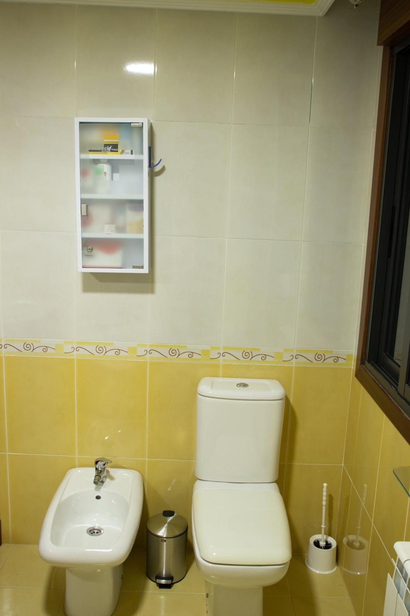Maison Camelias En Pontevedra Centro Con Parking Incluido Luaran gambar