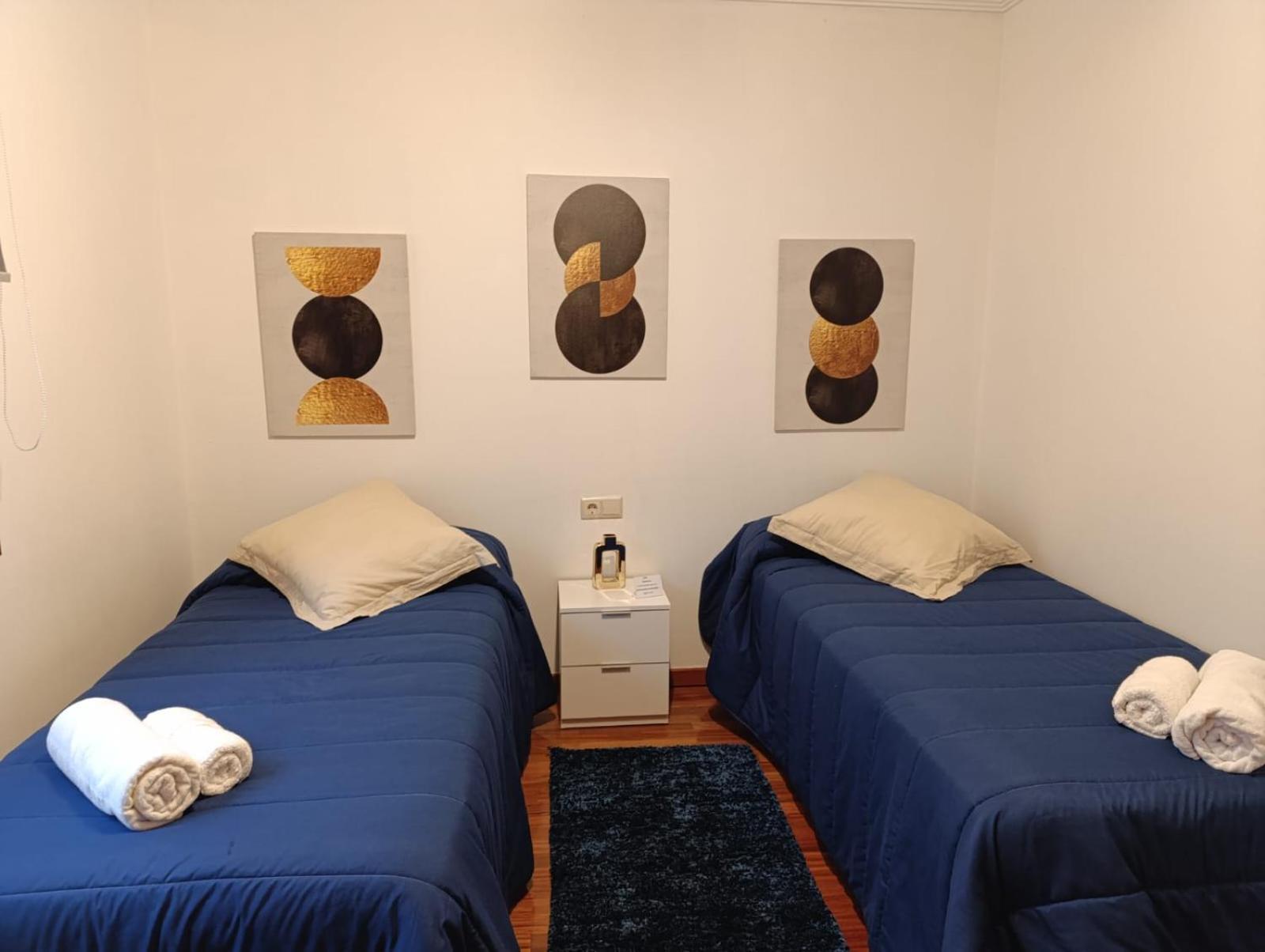 Maison Camelias En Pontevedra Centro Con Parking Incluido Luaran gambar